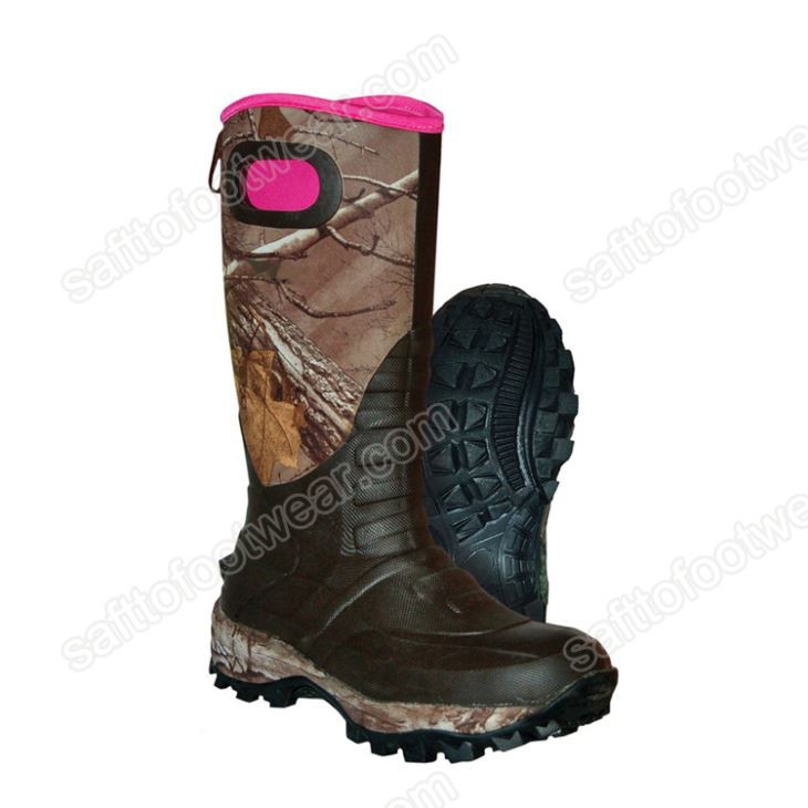 Sterkir útisóli úr gúmmívatnsheldum stígvélum